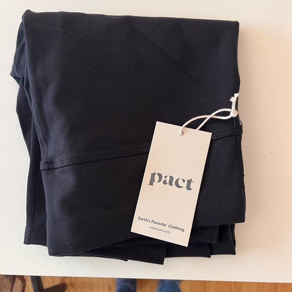 PACT brand, Purefit legging. women’s black, small.